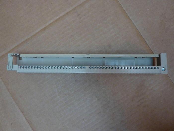 SIEMENS Terminal Block 6ES5 490-7LB21 #24705