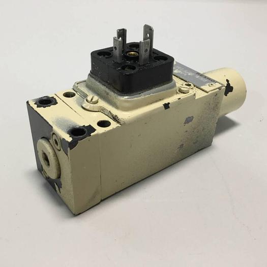 Used REXROTH Solenoid Valve HED 4 0P 16/100 K14/V/5 S #92316