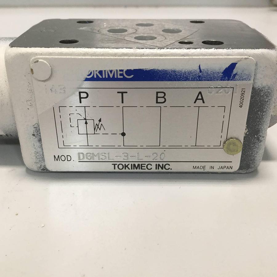 Used TOKIMEC Directional Solenoid Valve DGMSL-3-L-20 USED