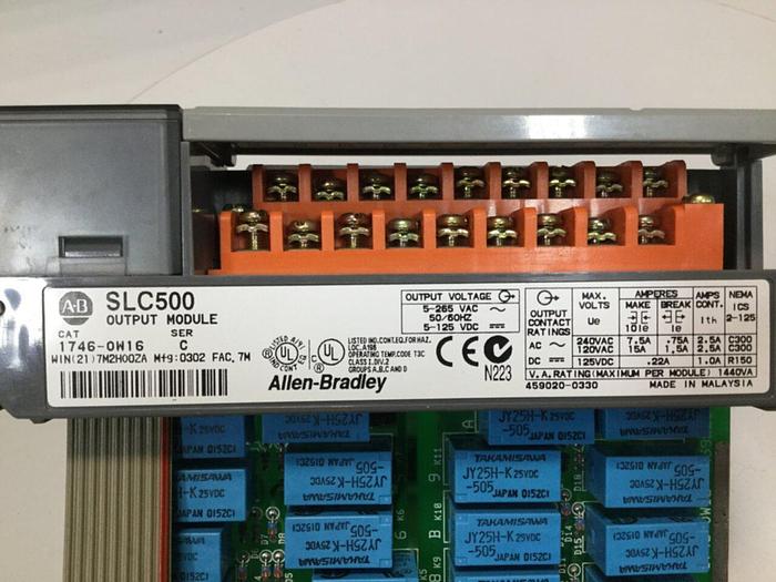 Used ALLEN BRADLEY Output Module 1746-0W16 #100909