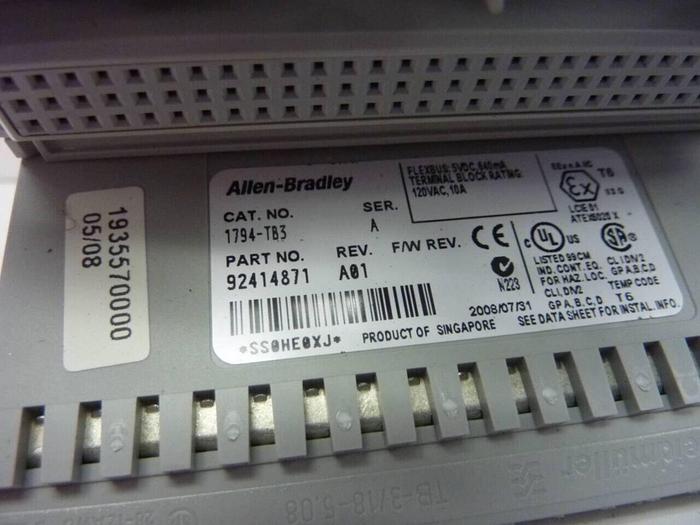 Used ALLEN BRADLEY I/O Module 1794-OB16 SER A #49465