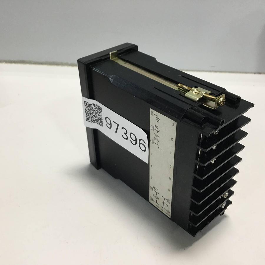 Used RKC Temperature Control REX-C400FK03VNN USED