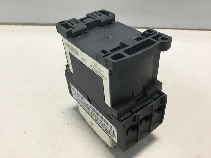 Used TELEMECANIQUE Contactor LC1D25BL #104970