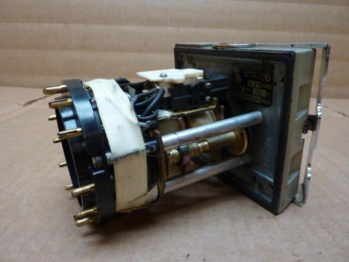 Used EAGLE SIGNAL Reset Timer HP515A616 #26636