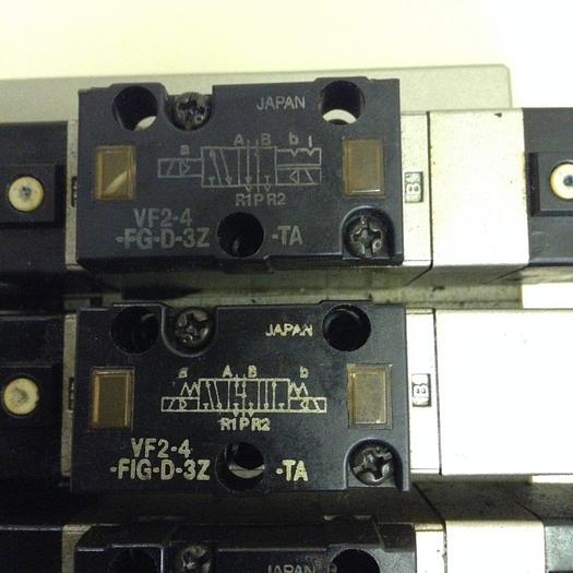 Used SMC Solenoid Valves w/ Manifold Assembly NVFS2600-5FZ #76618