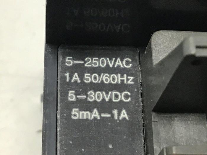 Used SIEMENS Relay Output Module 16 Channel D4-16TR #115058