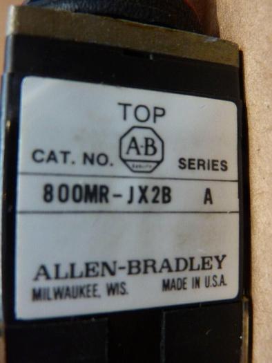 Used ALLEN BRADLEY Selector Switch 800MR-JX2B #38212