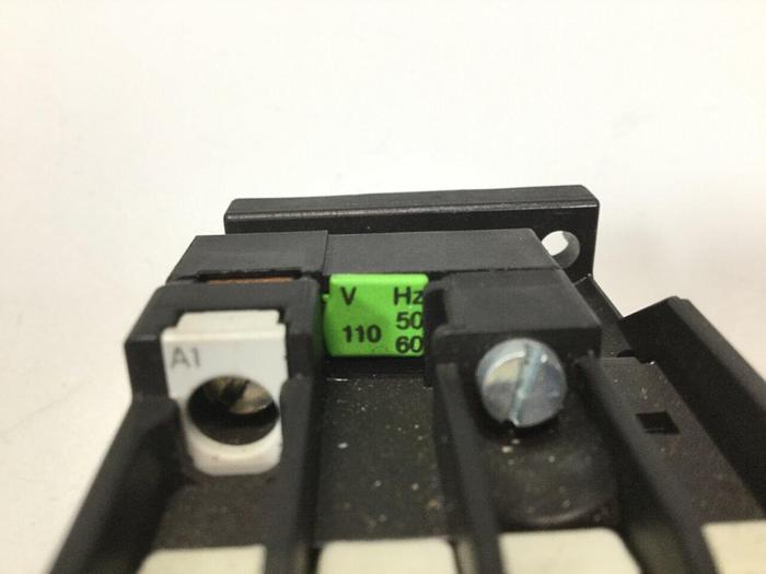 Used SIEMENS Contactor 3TH4244-0A #102748