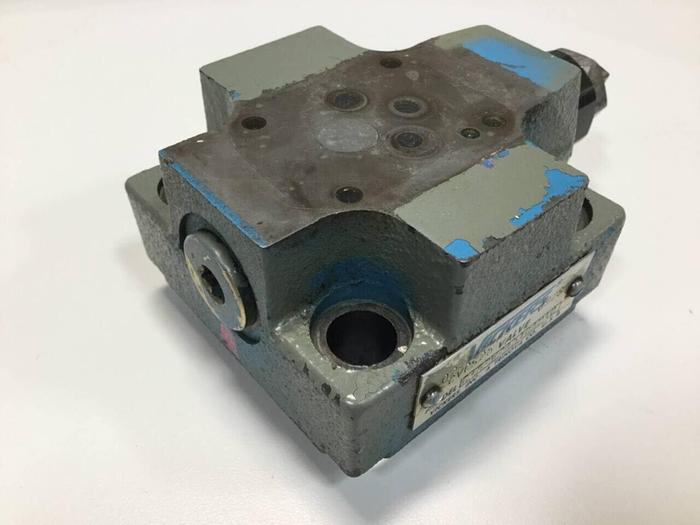 Used VICKERS Hydraulic Valve CVCS25C1S2W24510AP10 #98914