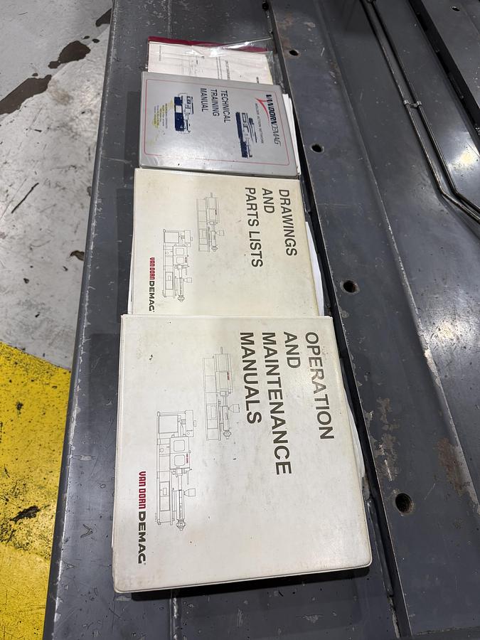 Used 1998 VAN DORN DEMAG 500 Ton Injection Molding Machine 500HT-4300 USED