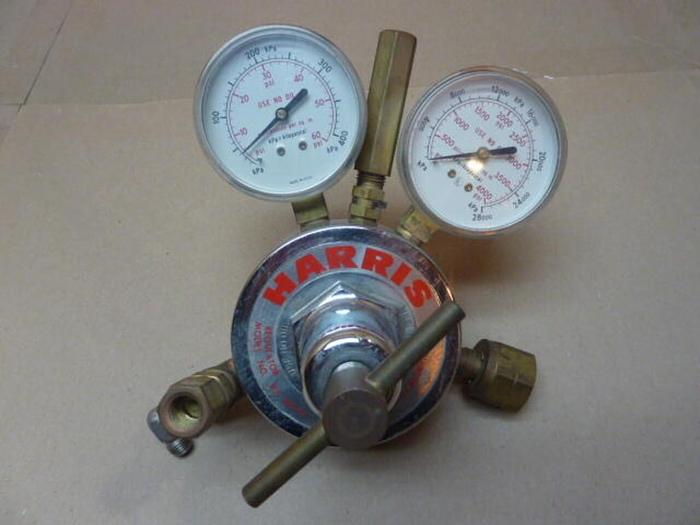 Used HARRIS Gas Regulator 92-2620-7A #30524