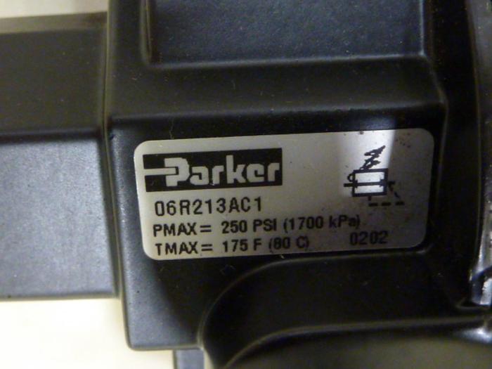 Used PARKER Pneumatic Regulator 06R213AC1 #54670