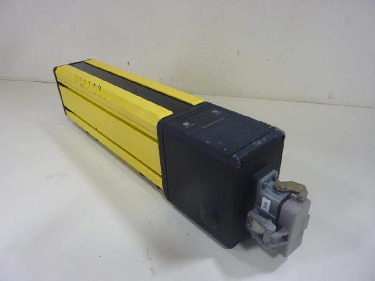 Used SICK OPTIC ELECTRONIC Sender Unit AGSS 300-2121 #49814