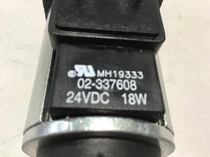 Used VICKERS Directional Valve DG4V-3S-2AL-M-U-HL7-60-EN490 USED