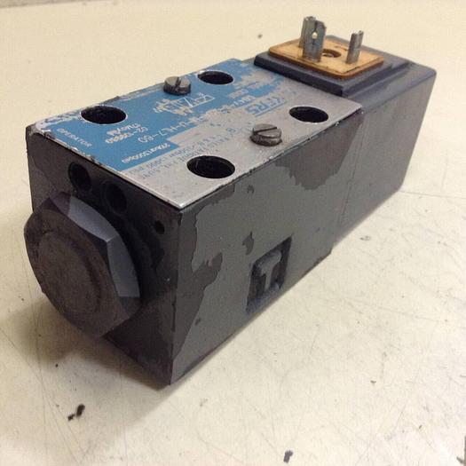 Used VICKERS Directional Hydraulic Valve DG4V322AMUHL760 Used
