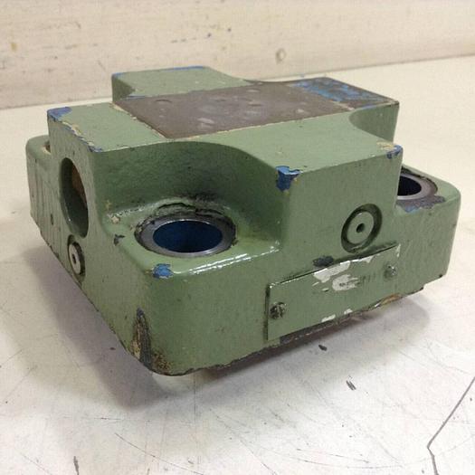 Used VICKERS Valve CVCS4001S2W24510 #88853