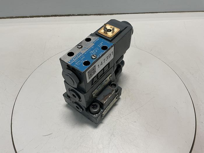 Used VICKERS DG4V-3-2AL-M-U-HL7-60