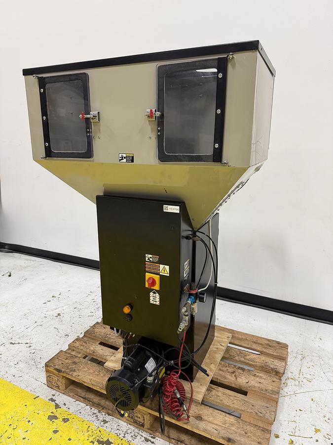 Used DNL-Needs to be cleaned-CONAIR