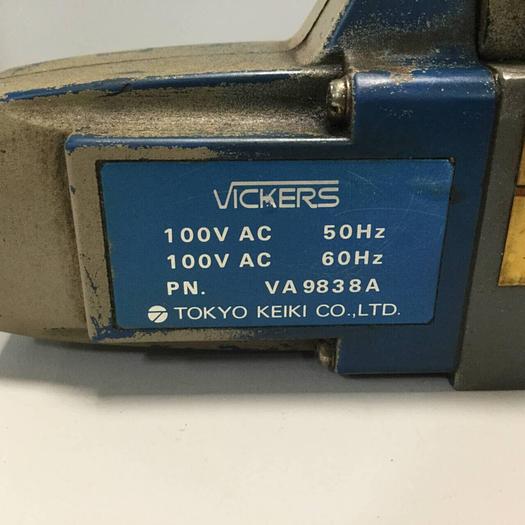 Used VICKERS Valve DG4V32APLT10JAS329 #97675
