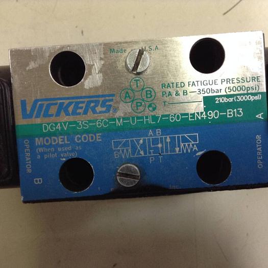 Used VICKERS Valve DG5S4-0431C-E-T-M-U-HL7-B13-60-EN502 #88243