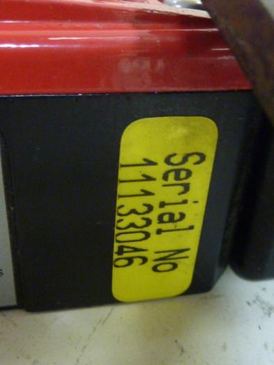 Used FORTRESS INTERLOCKS Safey Interlock Switch AMLOK024024 #67197