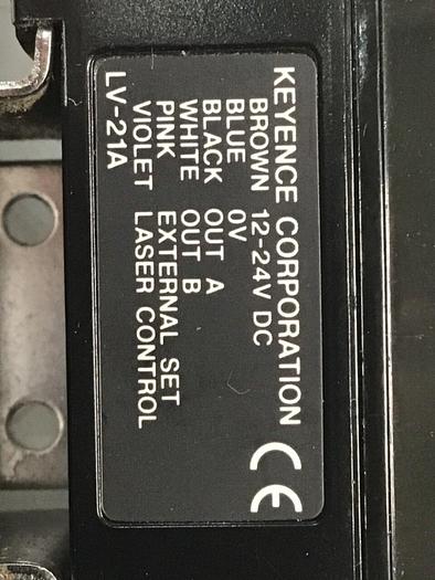 Used KEYENCE CORP Digital Laser Sensor Amplifier LV-21A #112924