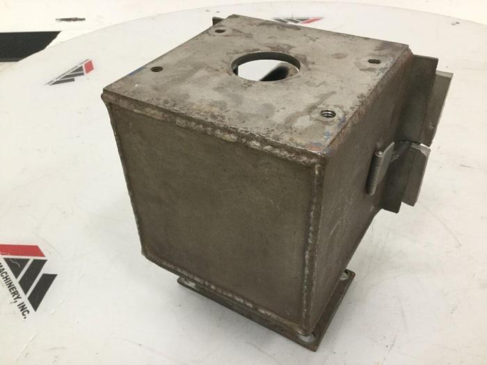 Used GENERIC Drawer Magnet DM6X6X2 #106630