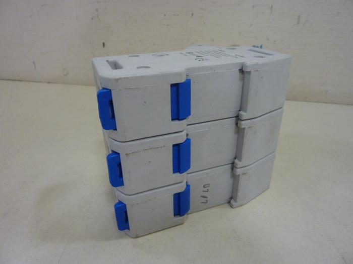 Used GOULD / SHAWMUT 30 Amp Fuse Holder US3J31 #56938