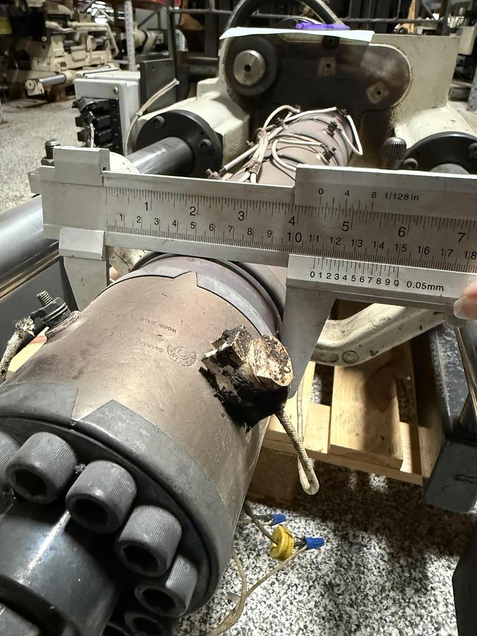 Used MILACRON 3.51 Oz Injection Unit VV55-3.51 / IU Used