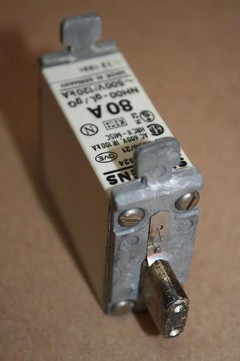 Used SIEMENS 80 Amp Fuse 3NA5824 #20129