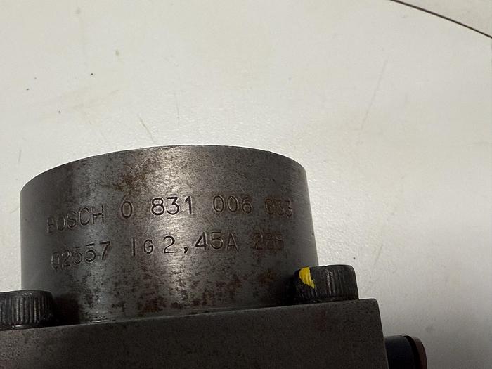 Used BOSCH 0 811 403 021