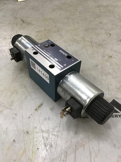 Used BOSCH Valve 0 810 001 731 #141450