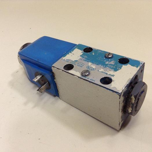 Used VICKERS Valves DG4V-3-2AL-M-U-HL7-60 #72556