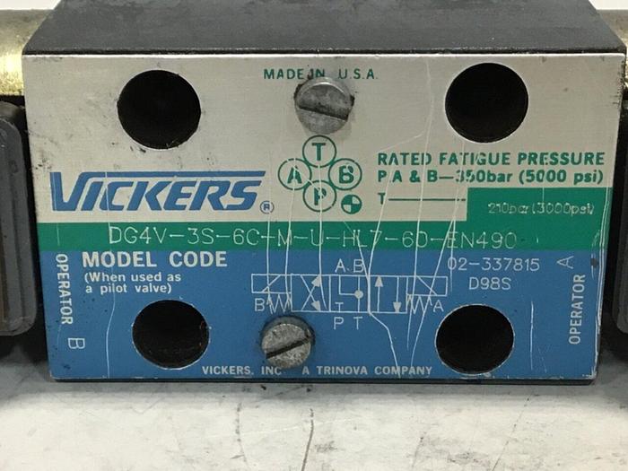 Used VICKERS Solenoid Valve DG4V-3S-6C-M-U-HL7-60-EN490 Used