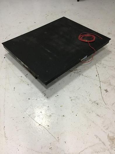 Used STERLING SCALE Platform Scale DC15LP-5 Used