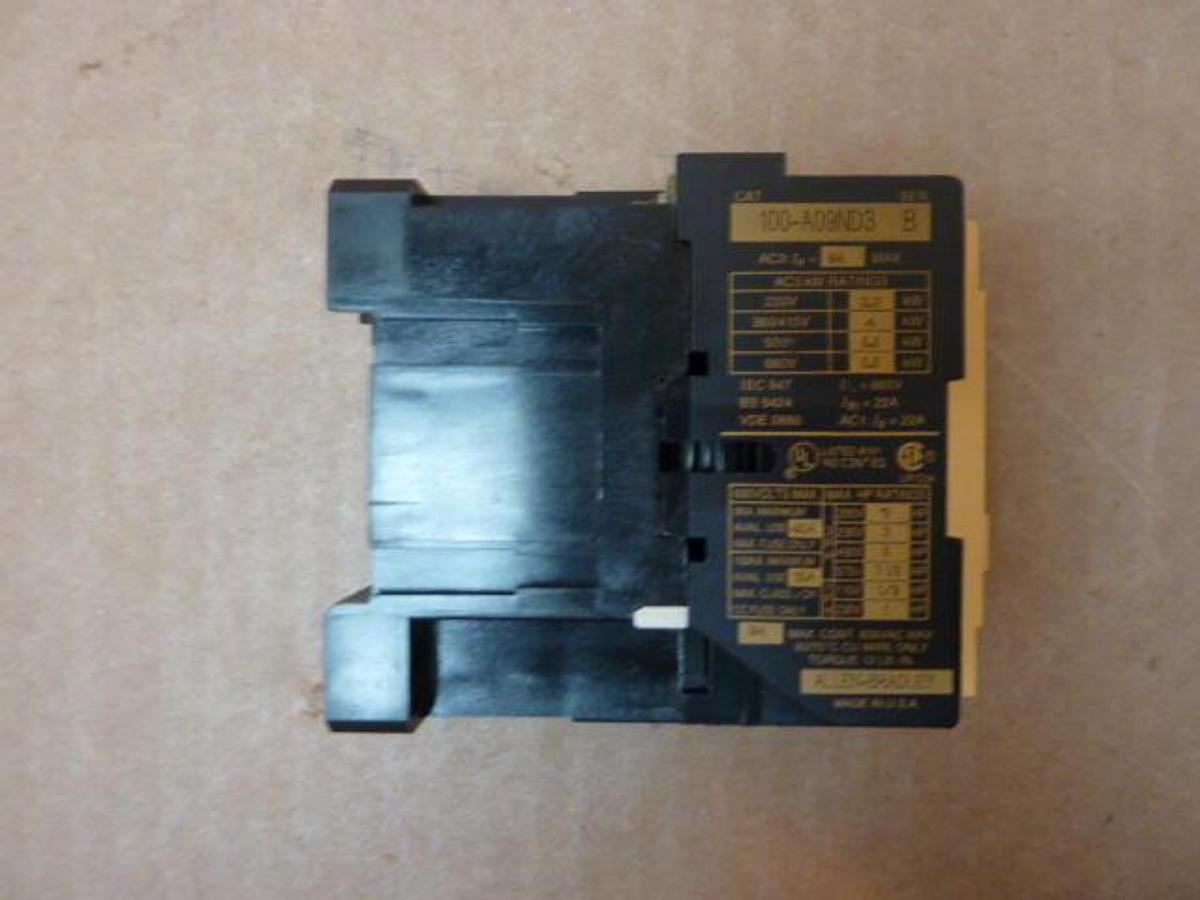 Used ALLEN BRADLEY Contactor 100-A09ND3 SER B Used