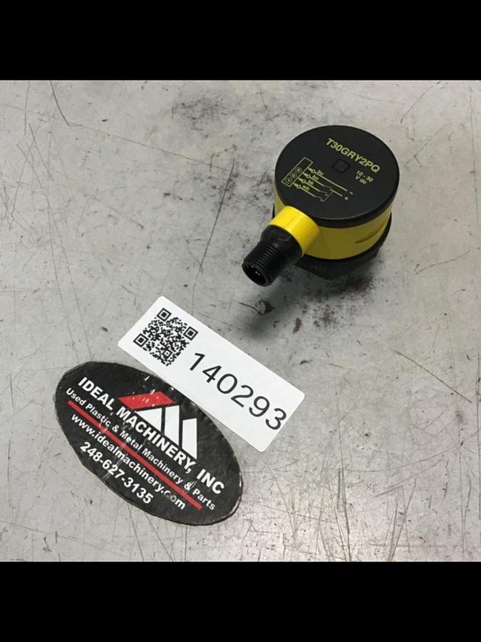 Used BANNER ENGINEERING Light Sensor T30GRY2PQ USED