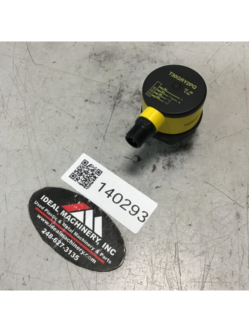 Used BANNER ENGINEERING Light Sensor T30GRY2PQ USED