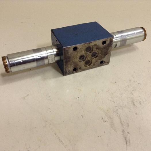 Used MANNESMANN REXROTH Hydraulic Valve 4WE6G2-60/EG24N9K4 #134337