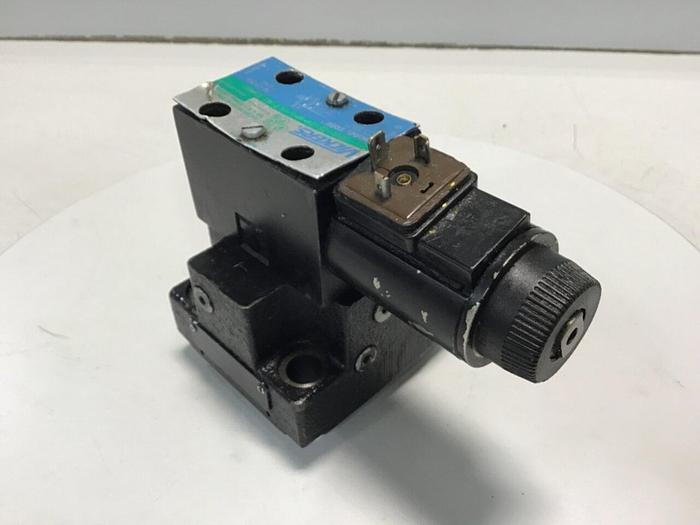 Used VICKERS Valve DG4V3S2AMUHL760EN490 #144593