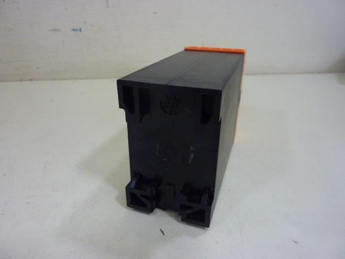 Used DOLD Safety Relay BA9038.12 #58756