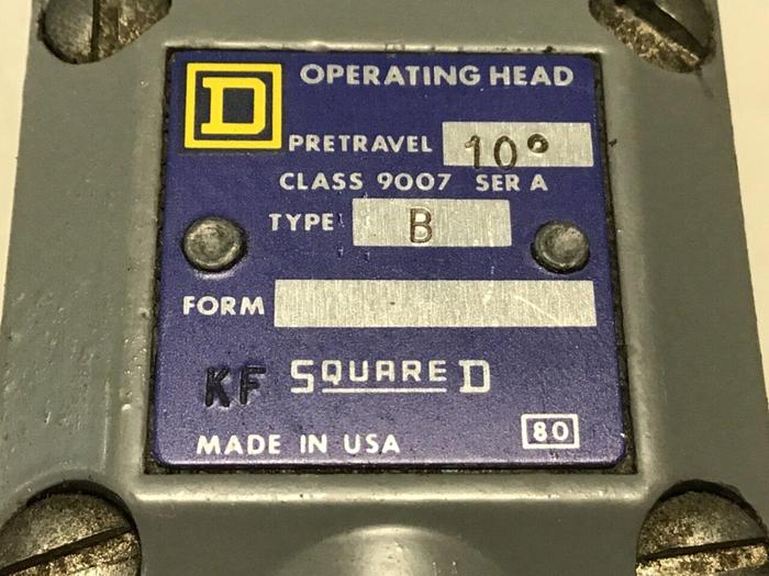 Used SQUARE D Limit Switch 9007-C54B #121691