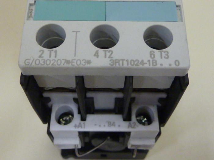 Used SIEMENS Contactor 3RT1024-1B 0 #76172