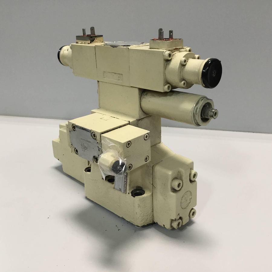 Used REXROTH Valve 4WRZ16W1150316A24N9EK4D2M204 #92367