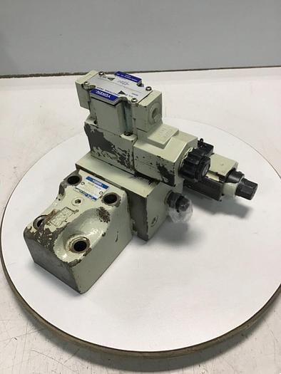 Used YUKEN Valve DSG-01-2B8-D24-50149 #144629