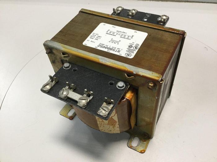 Used GENERAL ELECTRIC / GE 1.00 kVA Transformer 9T58B0052 #110758