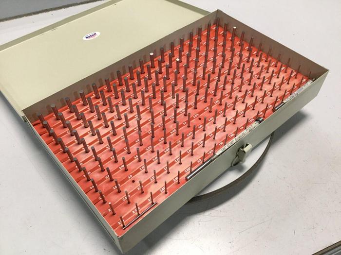 Used A.A. JANSSON INC. Pin Gauge Set PG458 USED