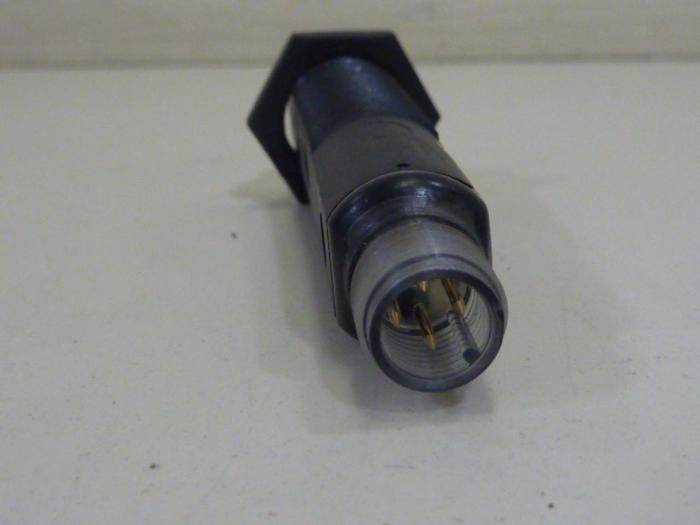 Used BALLUFF Photoelectric Sensor BOS00K3 #64205