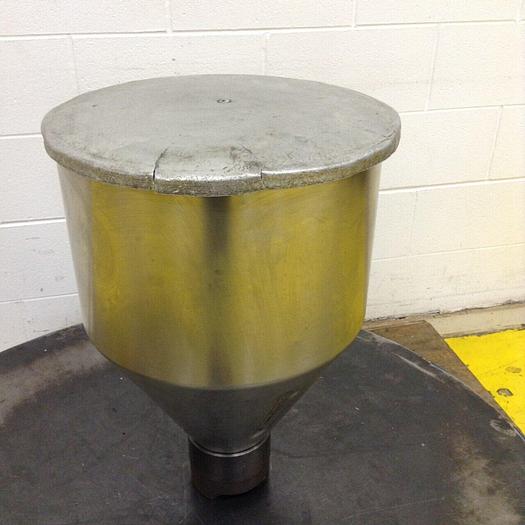 Used METAL FABRICATOR Hopper w/ Lid HOPPER996 #72996