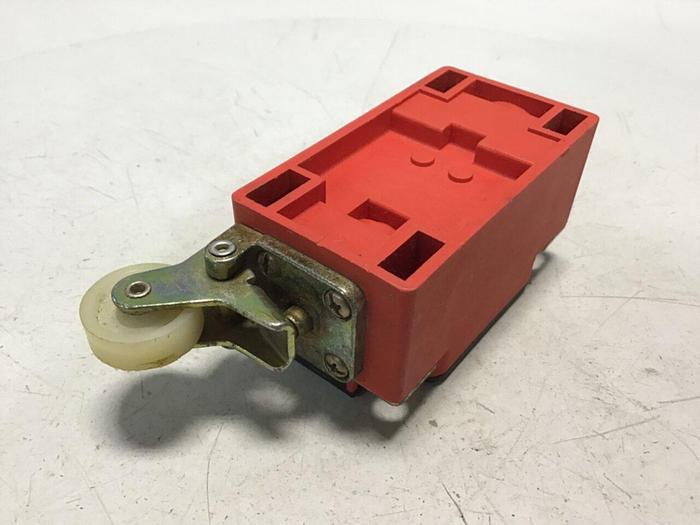 Used BERNSTEIN Limit Switch ENK-U1Z-KNIW #121286